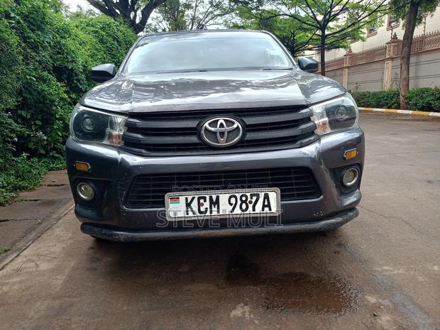 Toyota Hilux Revo Single Cab Deisel 2.4 RWD 2017 Black