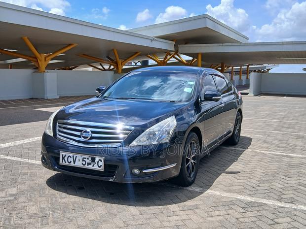Nissan Teana 2012 Black