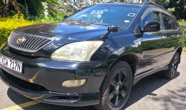 Toyota Harrier 2012