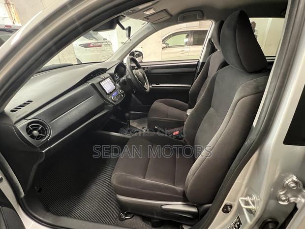 Toyota Axio 2019 Silver