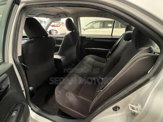 Toyota Axio 2019 Silver