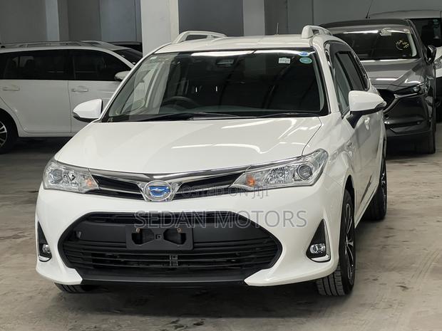 Toyota Corolla Fielder 2020 White
