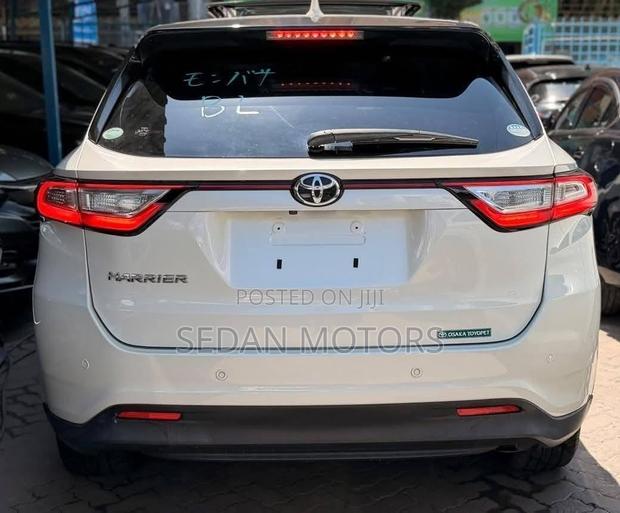 Toyota Harrier 2019 Pearl