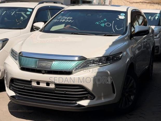 Toyota Harrier 2019 Pearl