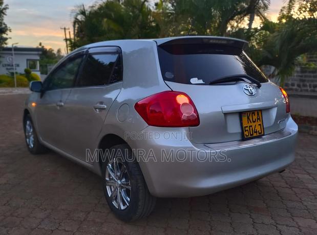 Toyota Auris 2008 Pink