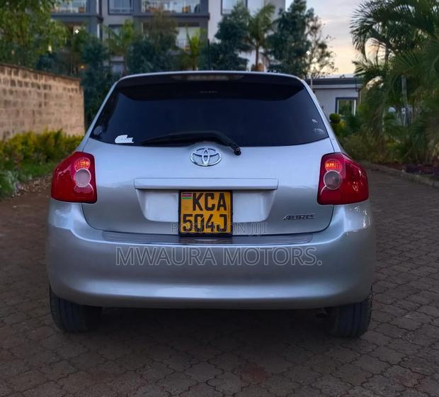 Toyota Auris 2008 Pink