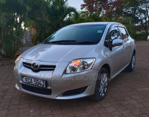 Toyota Auris 2008 Pink