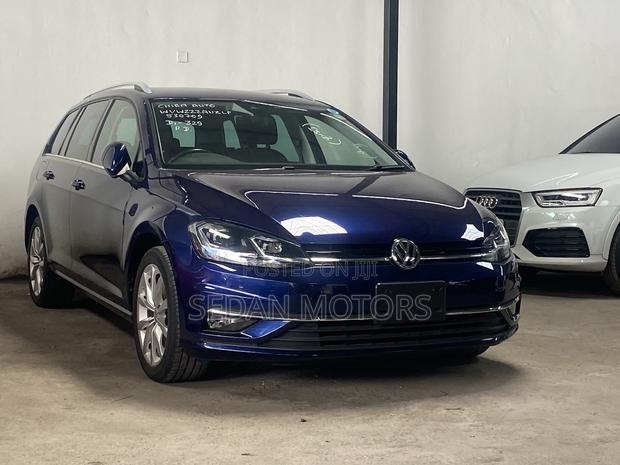 Volkswagen Golf 2019 Blue