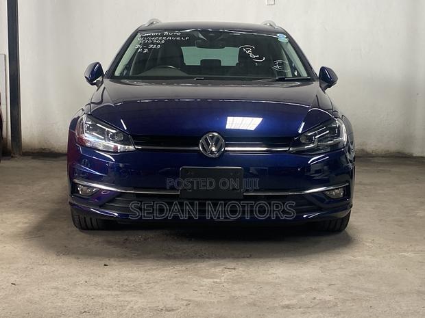 Volkswagen Golf 2019 Blue