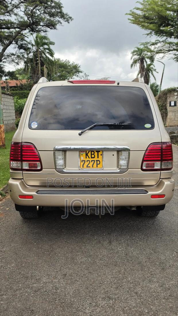 Toyota Land Cruiser 100 4.7 V8 Executive 2005 Gold