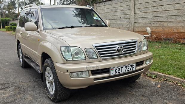 Toyota Land Cruiser 100 4.7 V8 Executive 2005 Gold