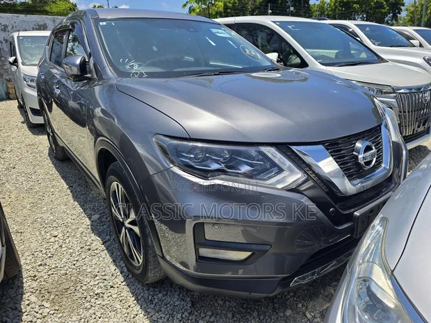 Nissan X-Trail 2.0 Petrol AWD 2019 Gray