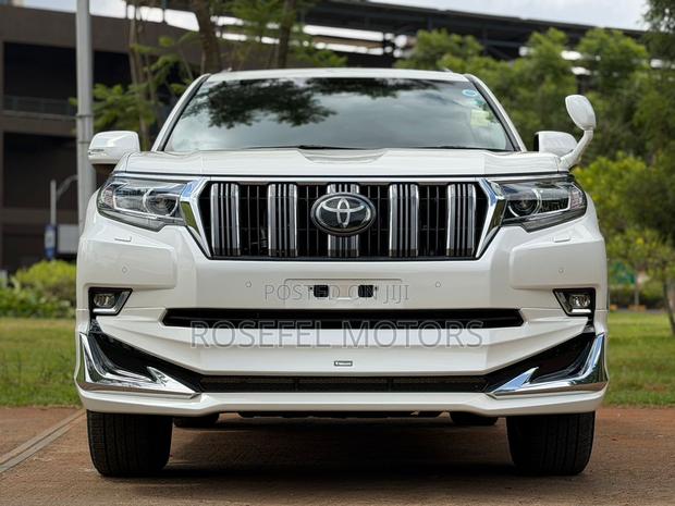 Toyota Land Cruiser Prado 2.8 2020 White
