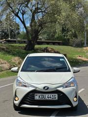 Toyota Vitz 2018 White for sale