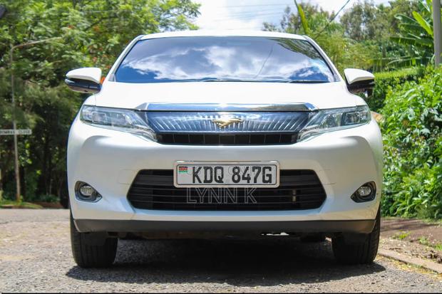 Toyota Harrier 2017 White