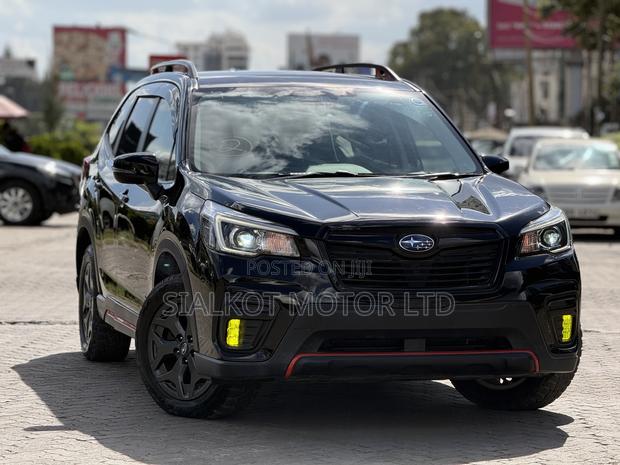 Subaru Forester Premium AWD 2019 Black