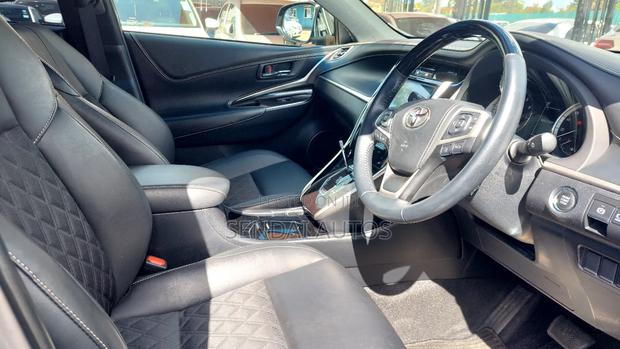 Toyota Harrier 2018 Purple
