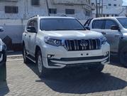 Toyota Land Cruiser Prado 2.8 2019 Off white for sale