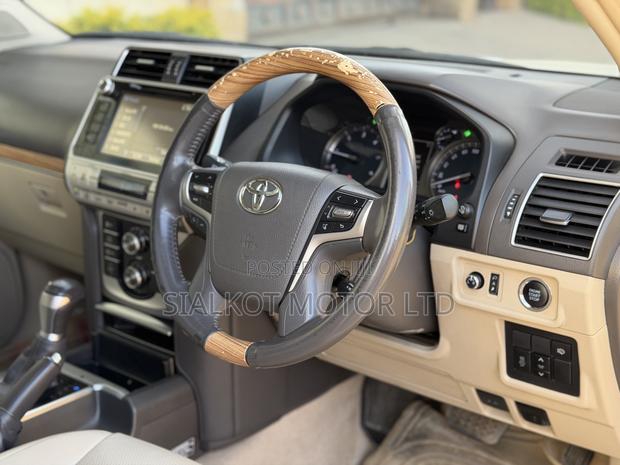 Toyota Land Cruiser Prado 3.0 172hp 2019 White