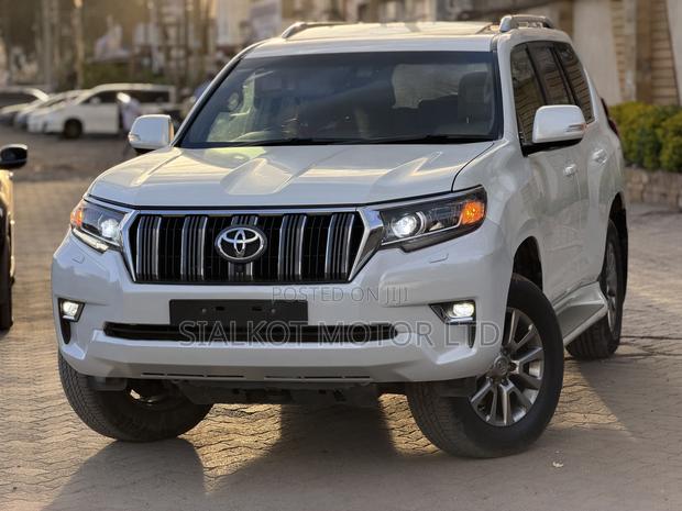 Toyota Land Cruiser Prado 3.0 172hp 2019 White