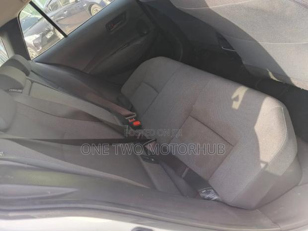 Toyota Corolla Hybrid 2023 White