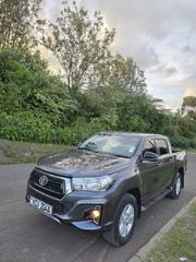 Toyota Hilux 2019 Gray for sale