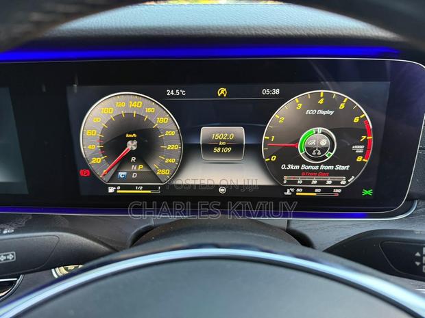 Mercedes-Benz E200 2017 Black