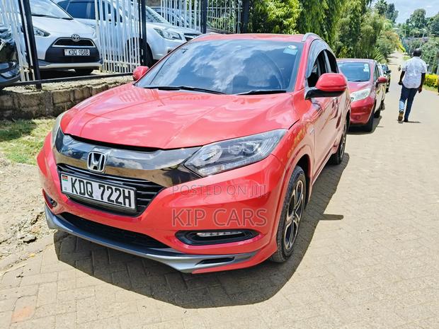 Honda Vezel 1.5 Hybrid 4WD 2016 Red
