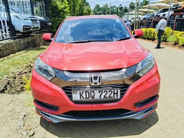Honda Vezel 1.5 Hybrid 4WD 2016 Red