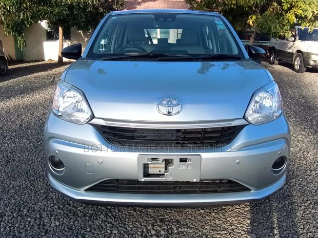 Toyota Passo 2019 Silver