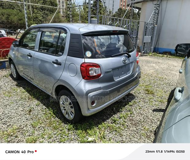 Toyota Passo 2019 Silver