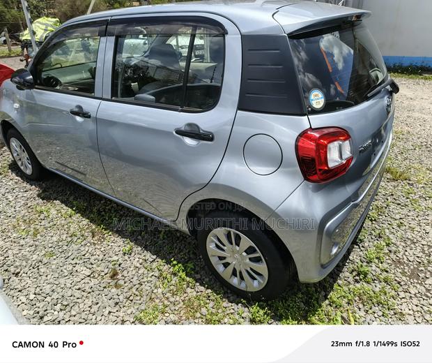 Toyota Passo 2019 Silver