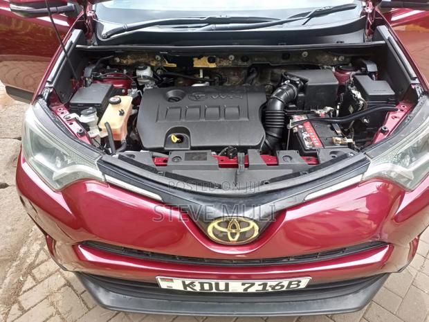 Toyota RAV4 2018 Red