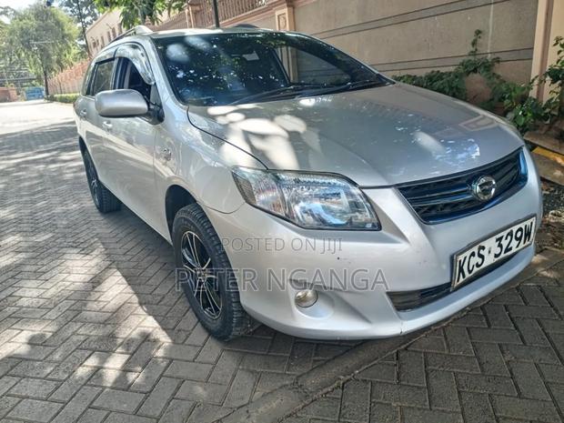 Toyota Corolla Fielder 1.5 Petrol FWD 2012 Silver