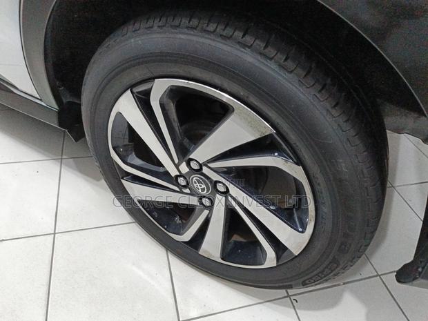 Toyota Raize 2020 White