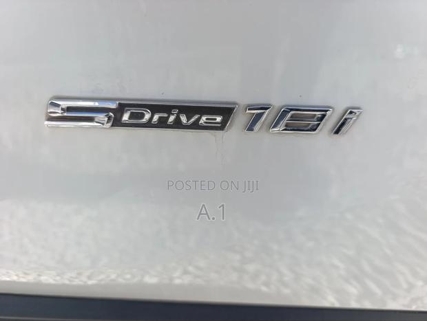 BMW X1 sDrive28i FWD 2019 White