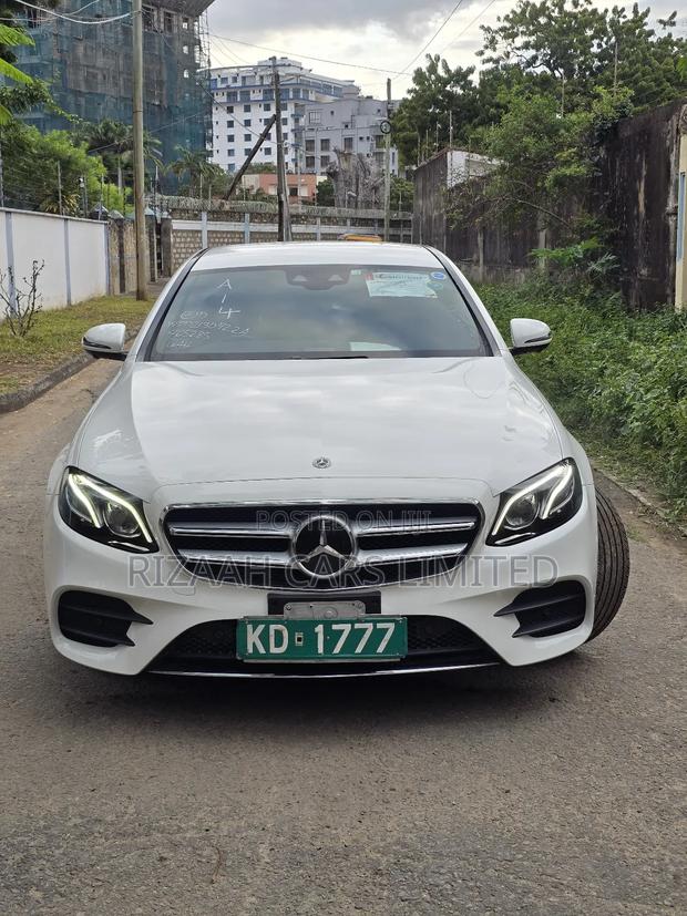 Mercedes-Benz E200 2018 White