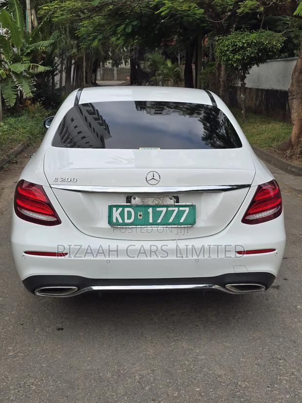 Mercedes-Benz E200 2018 White