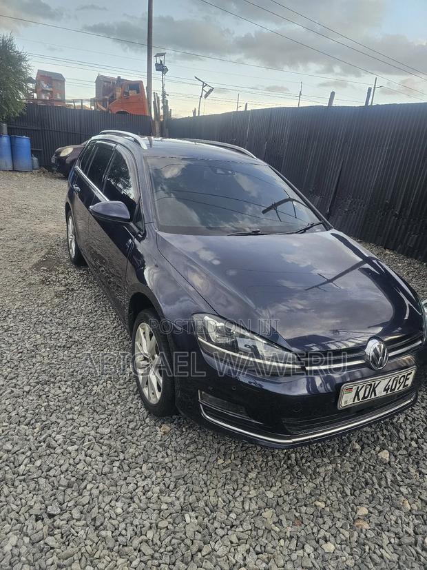 Volkswagen Golf 2015 Blue