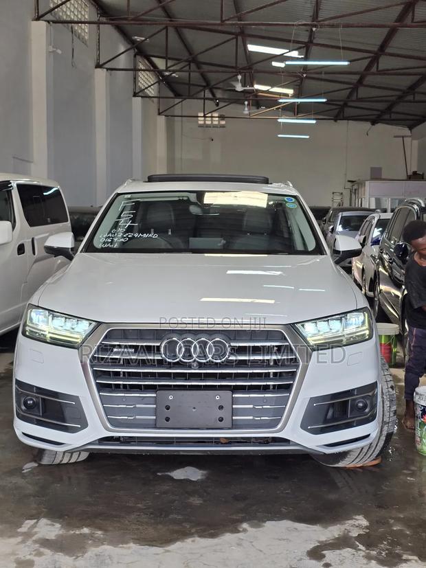 Audi Q7 2019 White