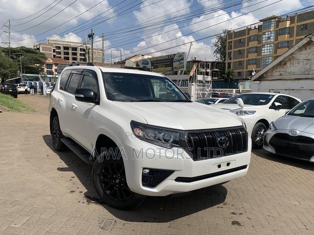 Toyota Land Cruiser Prado 2.8 2020 White