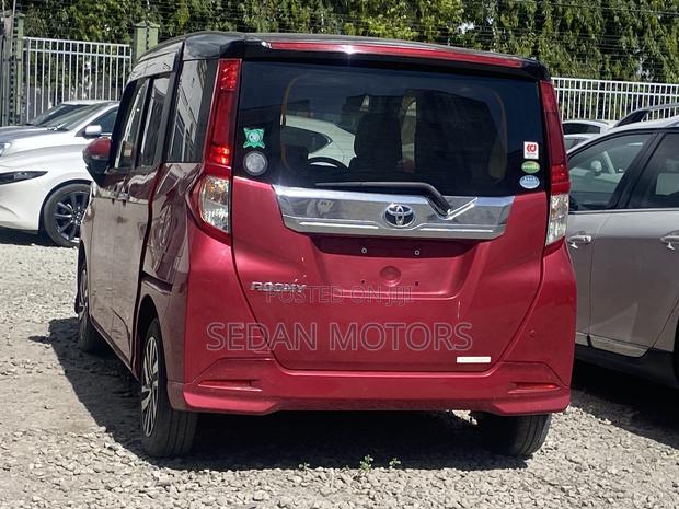 Toyota Roomy 2019 Burgundy