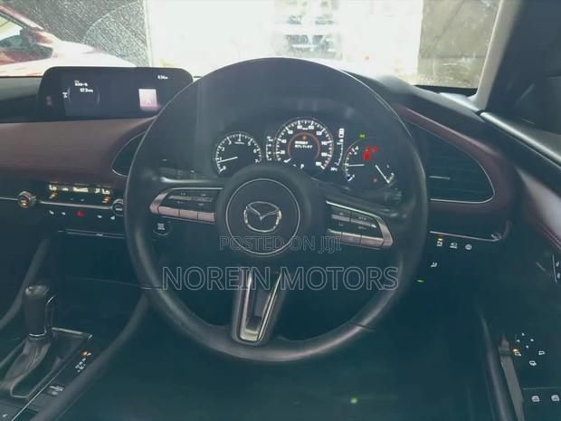 Mazda 3 2019
