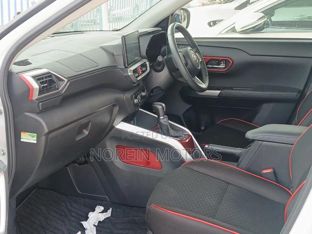 Toyota Raize 2019 Pearl