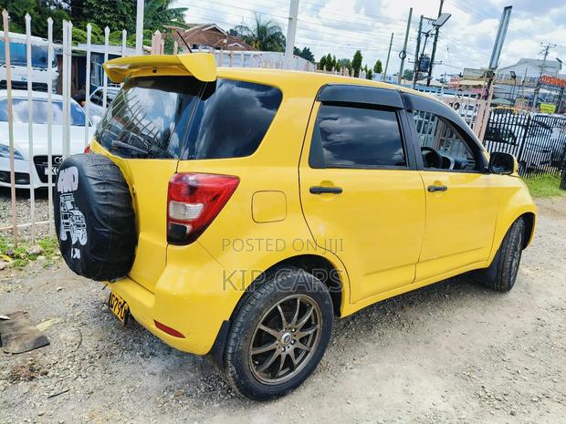Toyota Rush 1.5 RWD 2007 Yellow