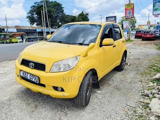 Toyota Rush 1.5 RWD 2007 Yellow