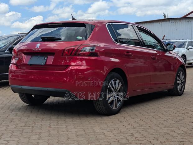 Peugeot 308 2020 Red