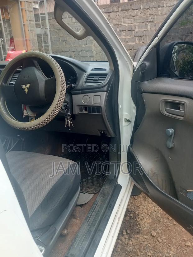 Mitsubishi L200 Club Cab 2.2 4WD 2020 White
