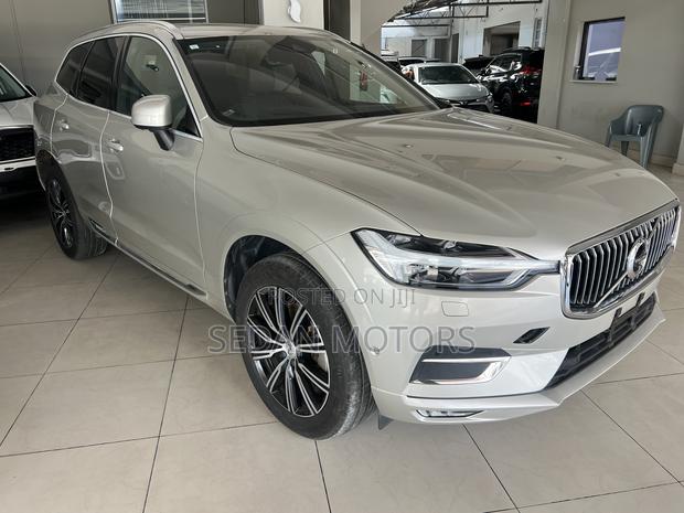 Volvo XC60 2019 White