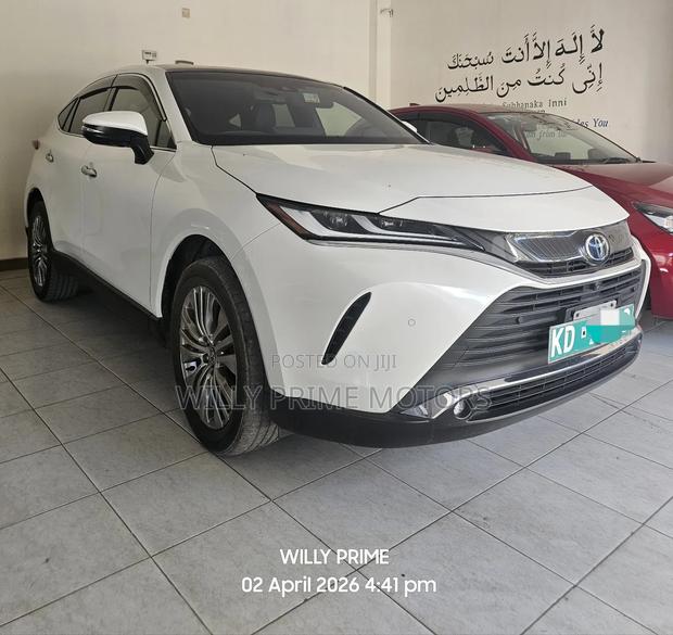 Toyota Harrier 2.0 2020 White